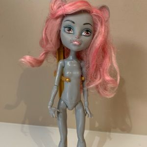 mouscedes king monster high doll